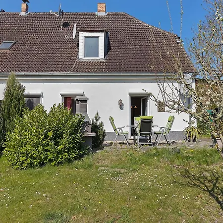 Cozy Escape Near The Baltic, Cleaning Included Апартаменты Gingst