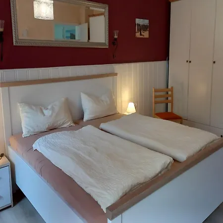 Cozy Escape Near The Baltic, Cleaning Included Апартаменты *